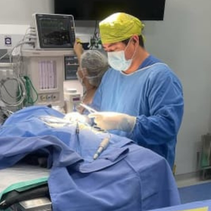 Dr. Julián A S Galíndez